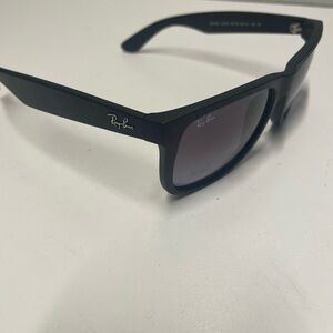 Ray-Ban Justin Sunglasses